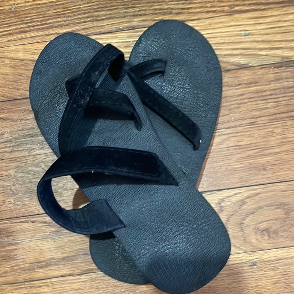 Very comfortable sandals!